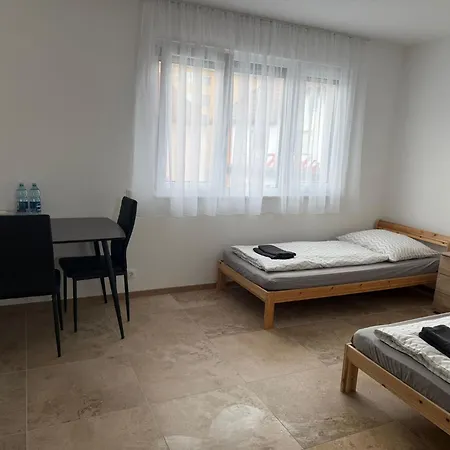 Fuer Tagesvermietung In Klagenfurt *